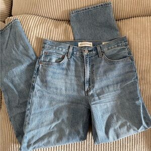 Aritzia Mid Rise Straight Leg Jeans